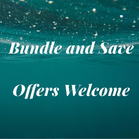 Tommy Hilfiger Classic XL Navy Short Sleeved Tee - Picture 7 of 7